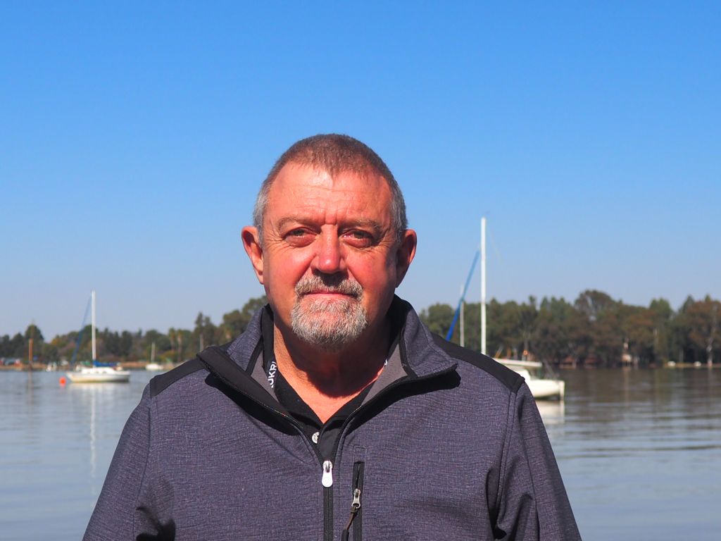 <p>Kobus</p>
